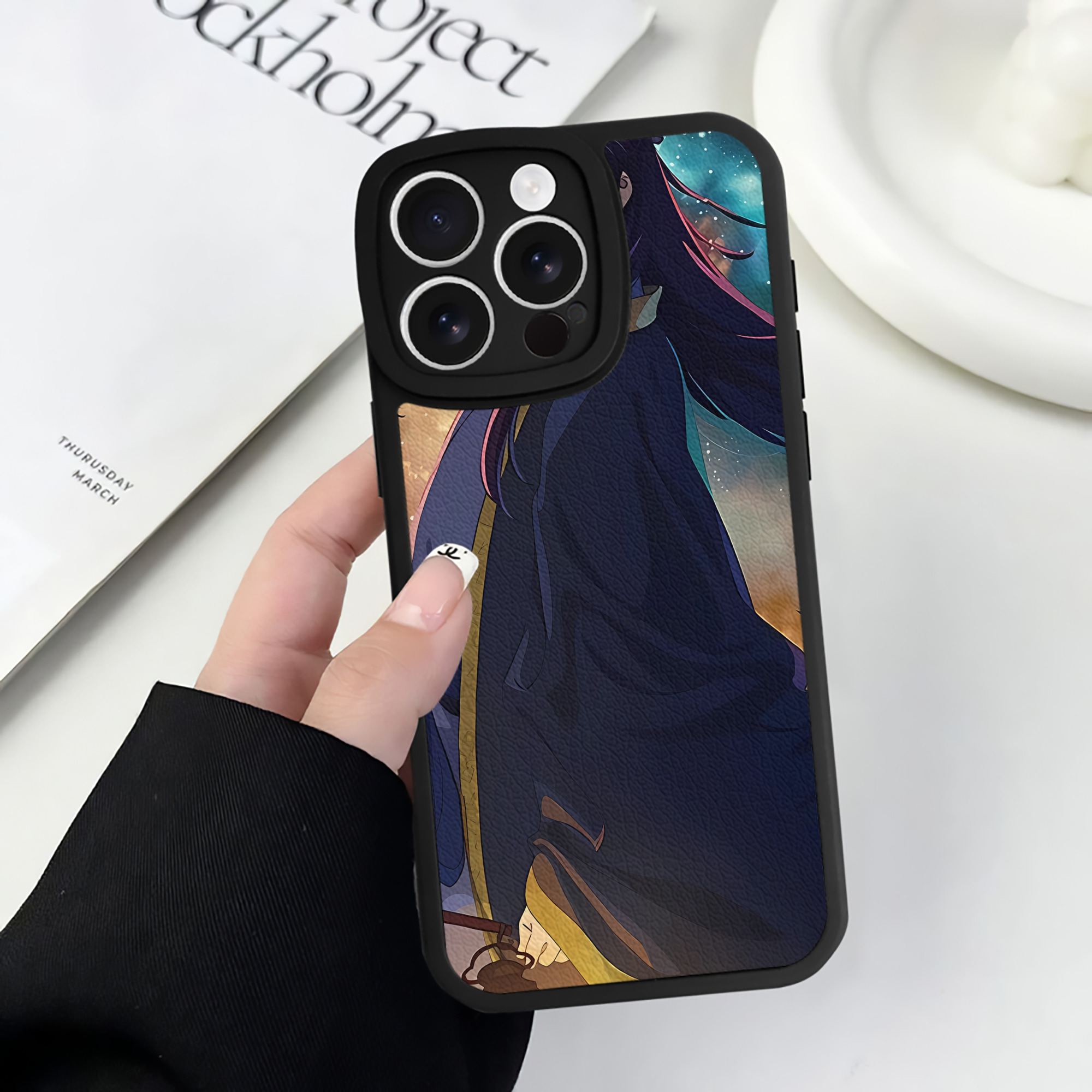 薬屋のひとりごと The Apothecary Diaries 【iPhone 16シリーズ対応】シリコンスマホケース（レザー調） 材質：シリコン
